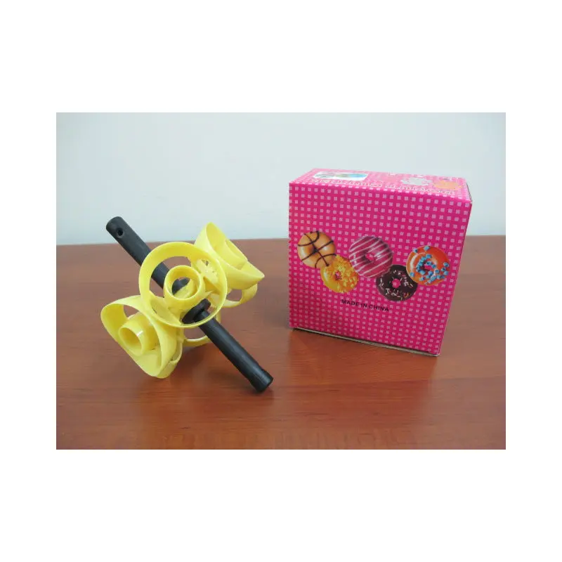 Fast Revolving Doughnut Cutter