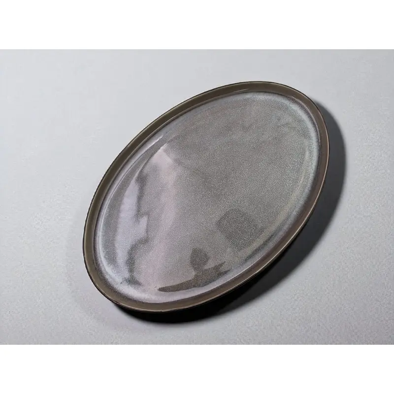 Dosthoff Glazed Oval Plate with Mat Black exterior 35.5