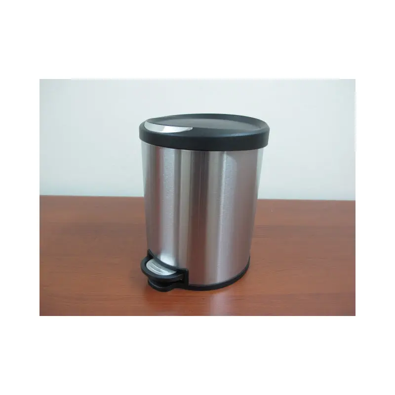Stainless Steel Dustbin with black cover & pedal 5 lt
