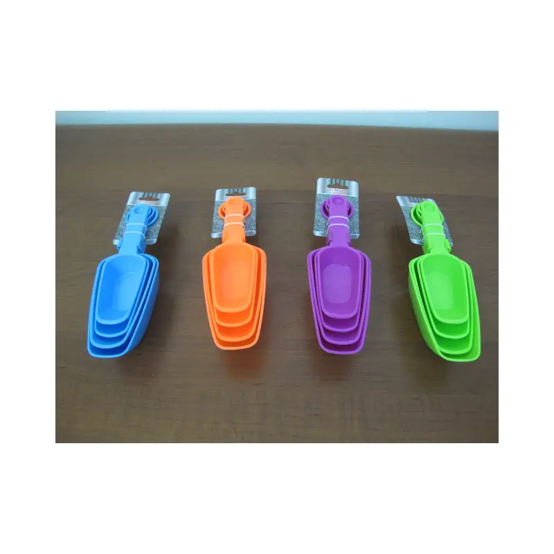 Plastic Measuring Cups and Spoons Set