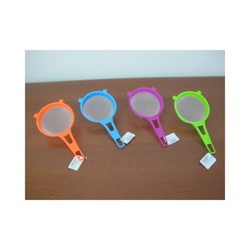Plastic Mesh Strainer 14 cm
