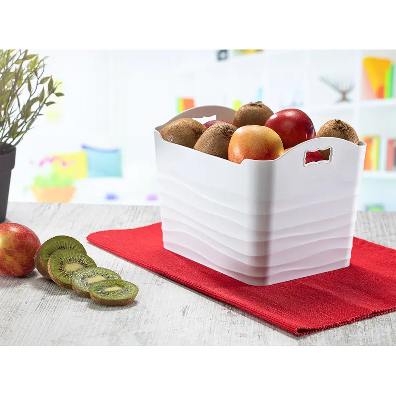 Large Plastic Basket Wavy Design 6 L