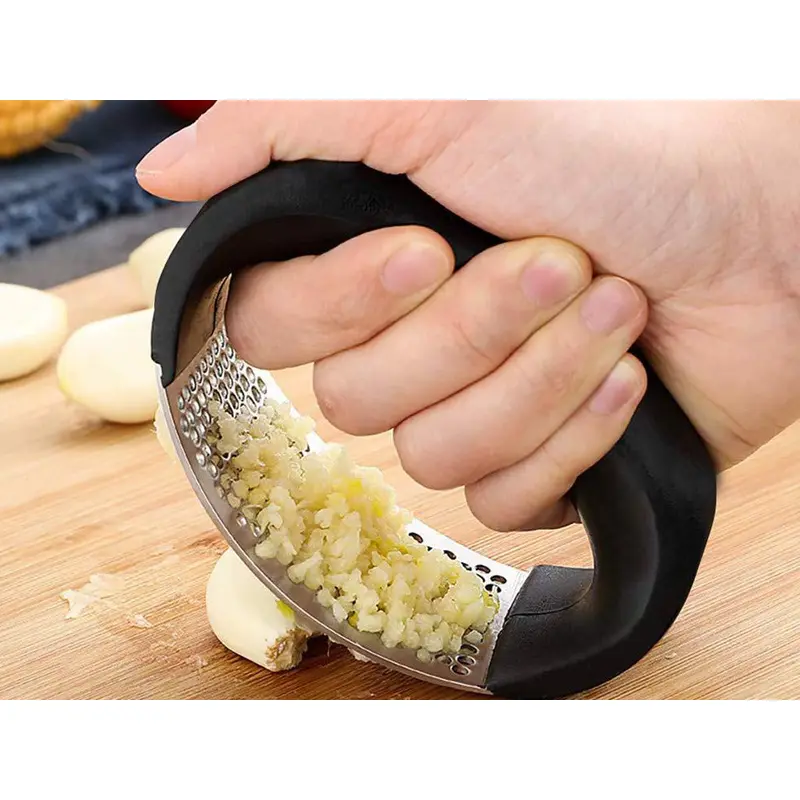High Quality Arc Shaped Garlic Press