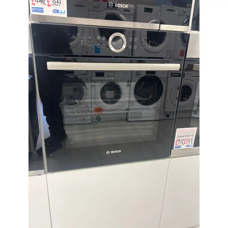 Bosch HBG634BB1B Built In Electric Oven - Ex Display