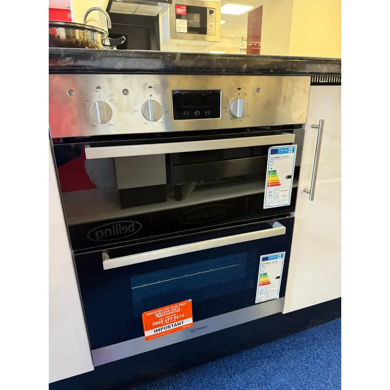 Indesit IDU 6340 IX - Stainless steel Built under Electric Double Oven - B/B energy - Display